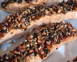 Foto del paso 3 de la receta: Salmón en costra de almendra y sésamo
