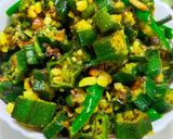 भेंडीची भाजी (bhendi chi bhaji recipe in marathi) रेसिपी स्टेप 3 फोटो 