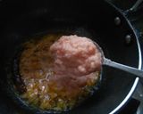 A picture of step 4 of Spicy egg sunrise.
