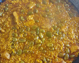 Foto del paso 3 de la receta: Arroz con solomillo de pollo y habas a la soja