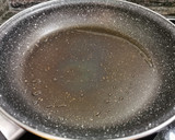 Foto del paso 1 de la receta: Tortilla de papas y cebolla!!!