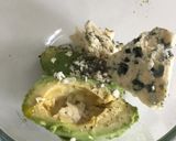 Foto del paso 1 de la receta: Galletitas tipo rex con dip de palta y queso azul