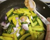 A picture of step 3 of Borboti (pea bean)sabzi.