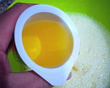 Foto del paso 3 de la receta: Bizcocho de yogur de limón con zumo de limón natural