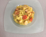 Foto del paso 5 de la receta: Tallarines de calabacín con gambas