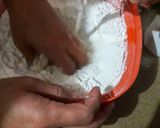 Foto del paso 1 de la receta: Pancitos de salame y queso