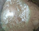 खमंग काकडीचे थालीपीठ (khamang kakdiche thalipeeth recipe in marathi) रेसिपी स्टेप 2 फोटो 