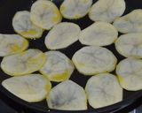 Foto del paso 1 de la receta: Tortilla de papa y parmesano