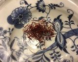 A picture of step 1 of California Farm Liquified Saffron.