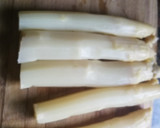 Foto del paso 1 de la receta: Espárragos blancos con vinagreta