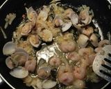 Foto del paso 2 de la receta: Merluza en salsa