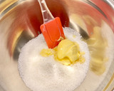 Foto del paso 4 de la receta: Pastel con coco y caramelo muy húmedo (sin harina)
