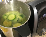 Foto del paso 4 de la receta: Crema de calabacín con Mambo, la mejor receta en robot de cocina