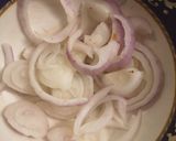 A picture of step 3 of Mix chat (dahi bara n chana).
