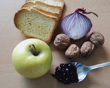 Foto del paso 1 de la receta: Aperitivo con manzana y cebolla