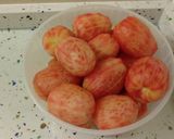 Foto del paso 6 de la receta: Bacalao al ajillo con salsa de tomate y pinchitos de tomate