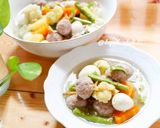 Foto langkah ke 3 dari resep Sop Bola Daging & Telor Puyuh.