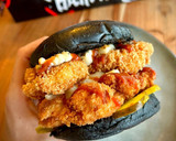 Foto del paso 5 de la receta: Doble Chicken burger con Sriracha y Queso azul