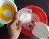 Foto langkah ke 4 dari resep Bolu Marmer Moist Super Lembut Mengembang anti gagal by PKK.