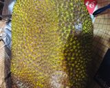 Hình bước làm 1 của món Làm sao để bổ một quả mít?