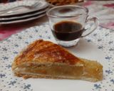 Une image de l'étape 10 de Galette des rois amandes marmelade d'orange 👑.