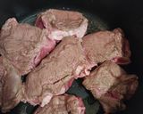 Foto del paso 1 de la receta: Carne a la cacerola