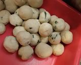 Foto langkah ke 5 dari resep Cilok Bumbu Kacang.