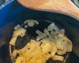 Foto langkah ke 1 dari resep Zuchinni soup.