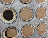 A picture of step 6 of Cookie Monster Cupcakes (Hidden Oreo/Cookie Cupcake).