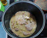 Foto del paso 4 de la receta: Ternera en salsa de aceitunas