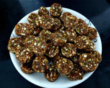 ખજૂર પાક (Khajoor Paak Recipe In Gujarati) રેસીપી સ્ટેપ7ફોટો