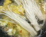 Foto langkah ke 3 dari resep Saus Tiram Enoki Telur.
