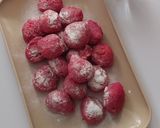 Foto langkah ke 8 dari resep Donat Gunting Buah Naga.