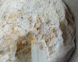 Foto del paso 4 de la receta: Pancitos de maíz con pasas de uva