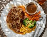 Foto langkah ke 7 dari resep Pan-Seared Tofu with Brown Sauce.