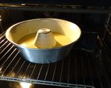 Foto del passaggio 4 della ricetta Ciambella allo yogurt