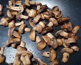 Fokhagymás sertéscomb paradicsommártással 🧄🍅 recept fázis 3 fotója
