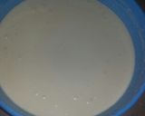 A picture of step 1 of Pakora kadhi.