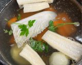 Csirkehús leves recept fázis 2 fotója