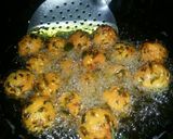 A picture of step 4 of Multigrain Balls.