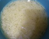 Foto langkah ke 1 dari resep Kering kentang teri bumbu iris.