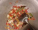 Foto langkah ke 5 dari resep Kering tempe tahu basah with kerang.