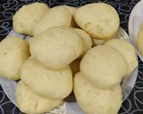 Foto del paso 5 de la receta: Pancitos de cebolla