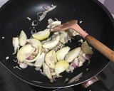 Foto langkah ke 4 dari resep Ayam Asam Manis Pedas.