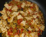 Foto del paso 2 de la receta: 🍚Arroz con pollo y aceitunas 🍗