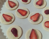 Foto del paso 2 de la receta: Galletitas y Tartitas Con Frutillas