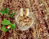 A picture of step 3 of Banana walnut Milkshake.