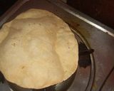 गेहूं के आटे की फूली फूली रोटी(genhu ke aate ki phooli phooli roti recipe in hindi) रेसिपी चरण 3 फोटो