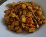 Foto langkah ke 7 dari resep Sambal Goreng Teri Kentang Wortel.