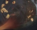 Foto del paso 7 de la receta: Lubina Salvaje a la Plancha a La Bilbaína con Boletus al Wok y M
